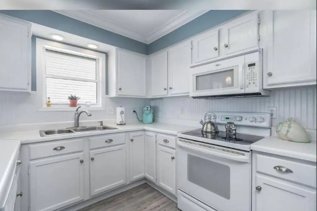 Holiday home Donovan's Out Of The Blue Oak Island