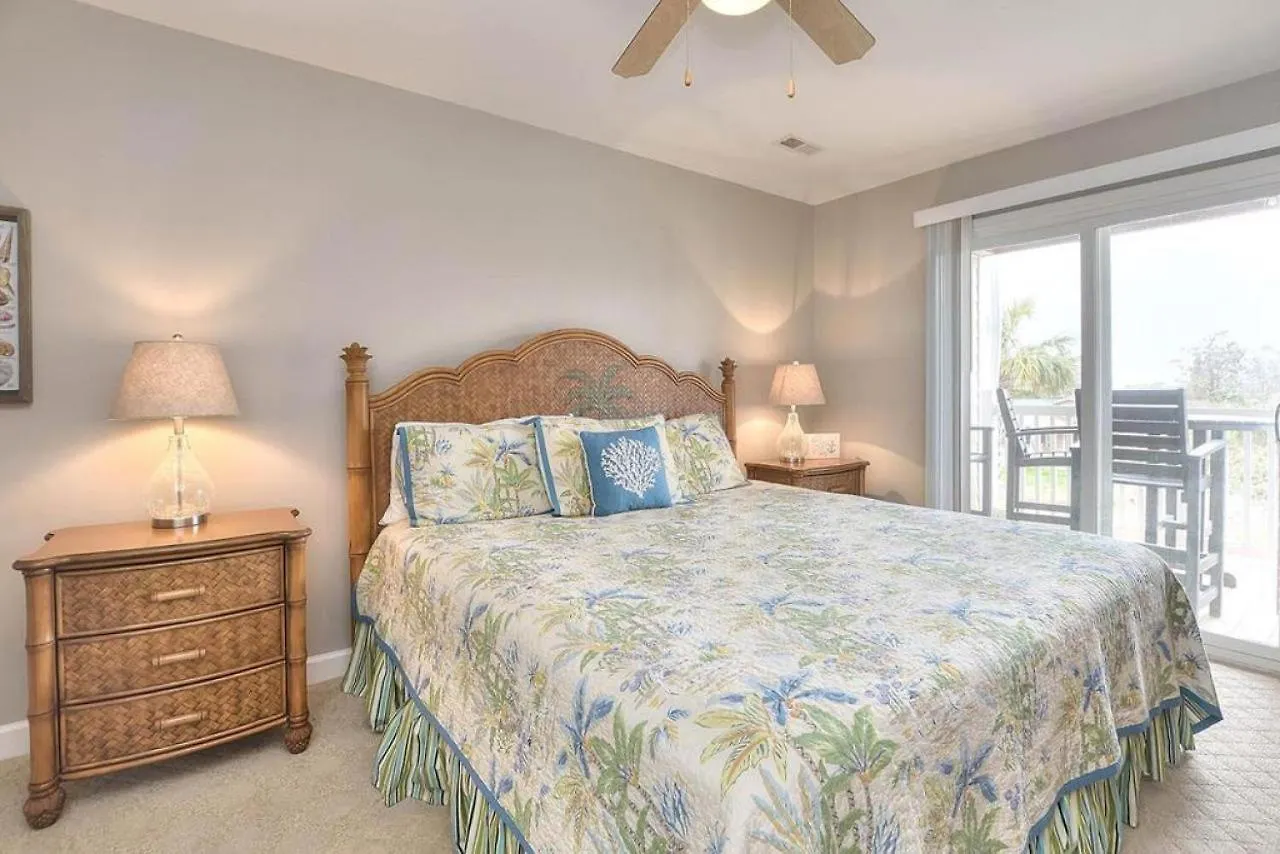 Ocean Walk 2104 - Tumlin's Tide * Oak Island