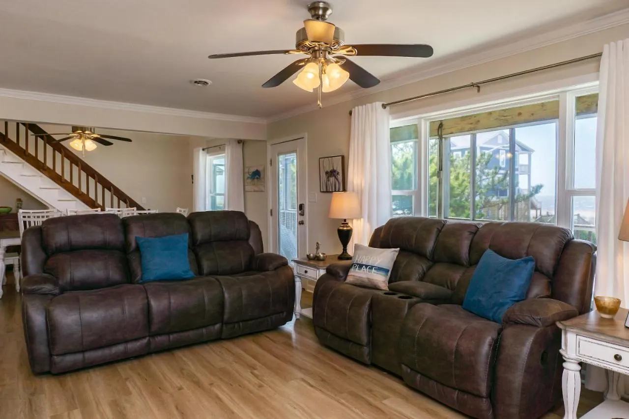 A Music Paradise Too By Holiday home Oak Island