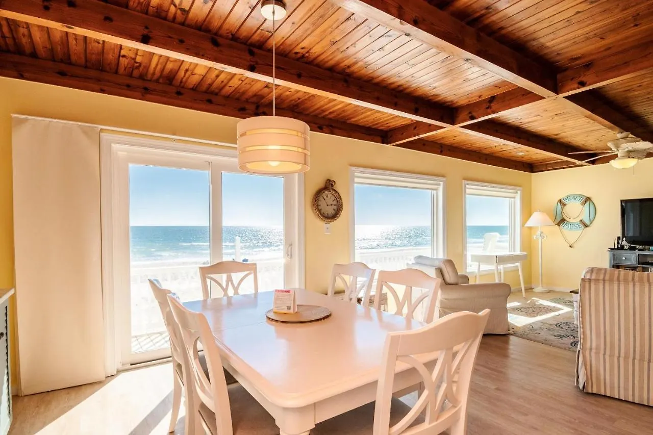 Holiday home Lisa Lu By Oak Island