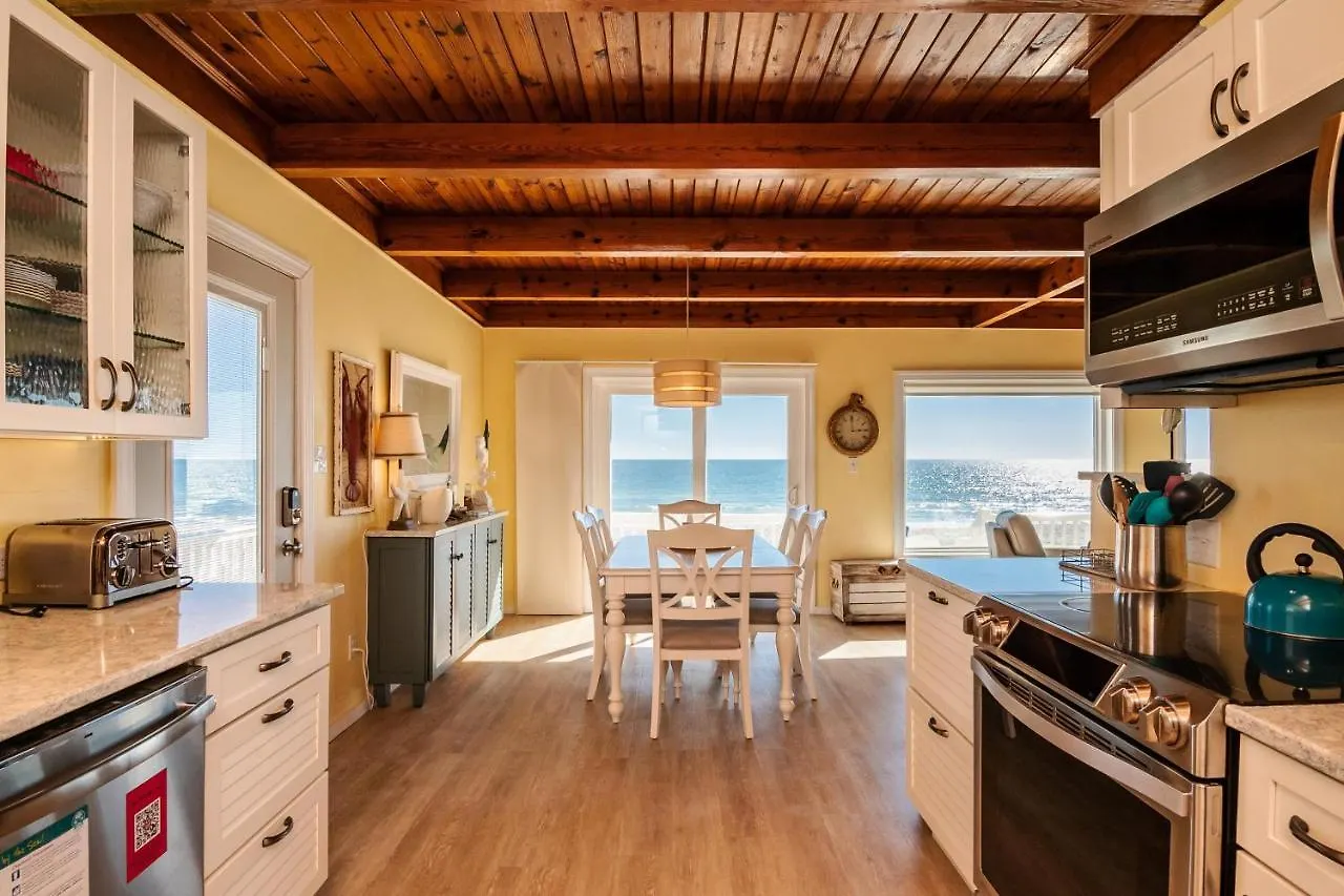 Holiday home Lisa Lu By Oak Island