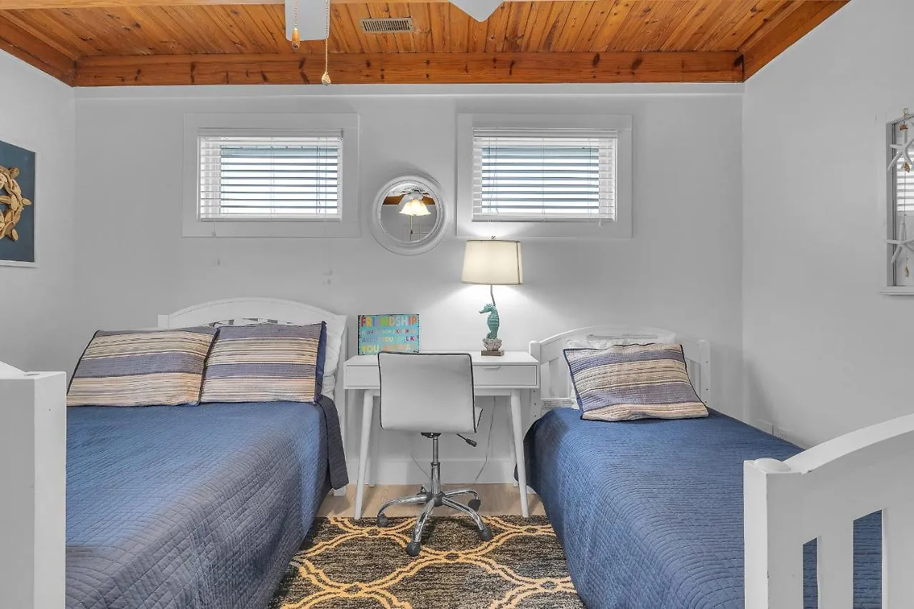 Lisa Lu By Holiday home *