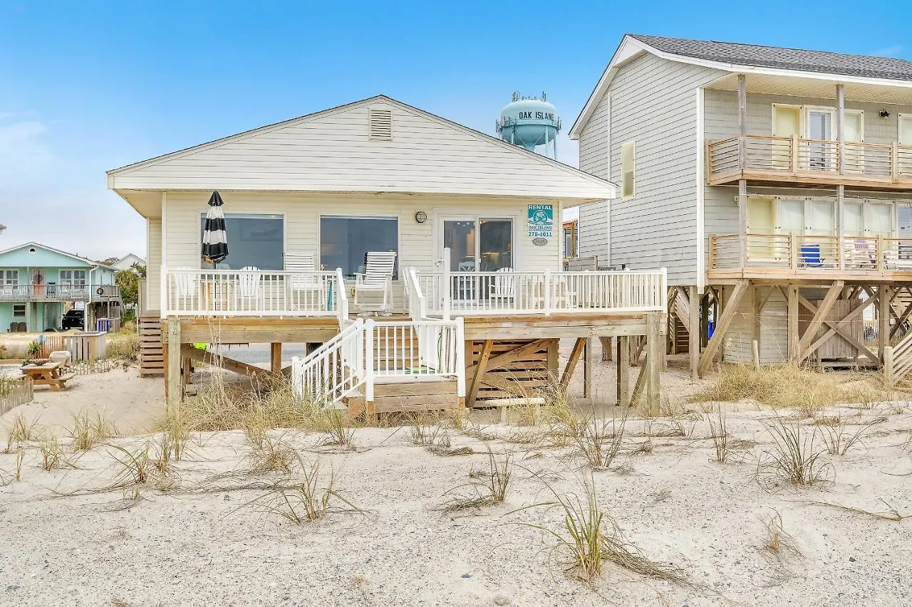 Holiday home Lisa Lu By Oak Island
