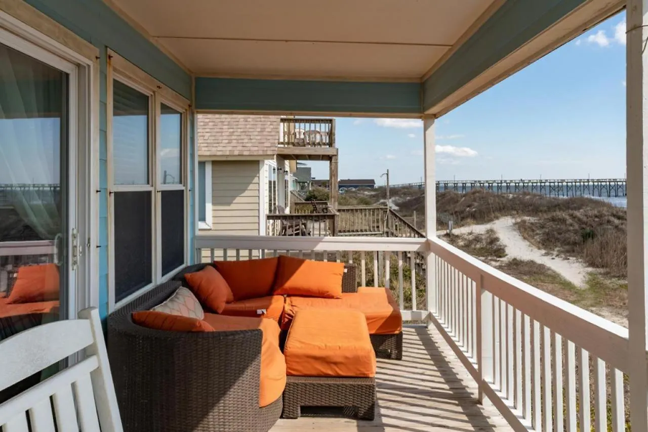 Holiday home Mead Us At The Pier By Oak Island