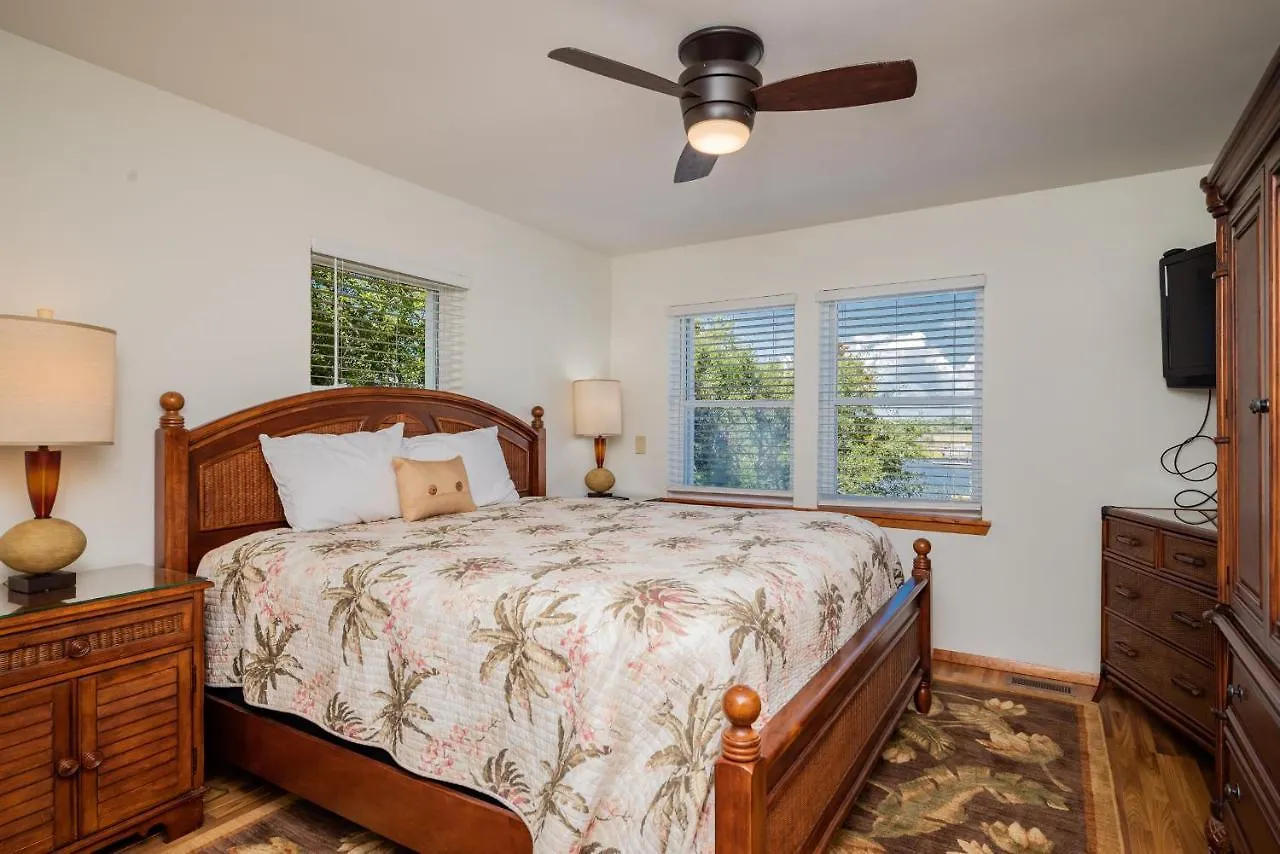 Whitecaps By Holiday home *