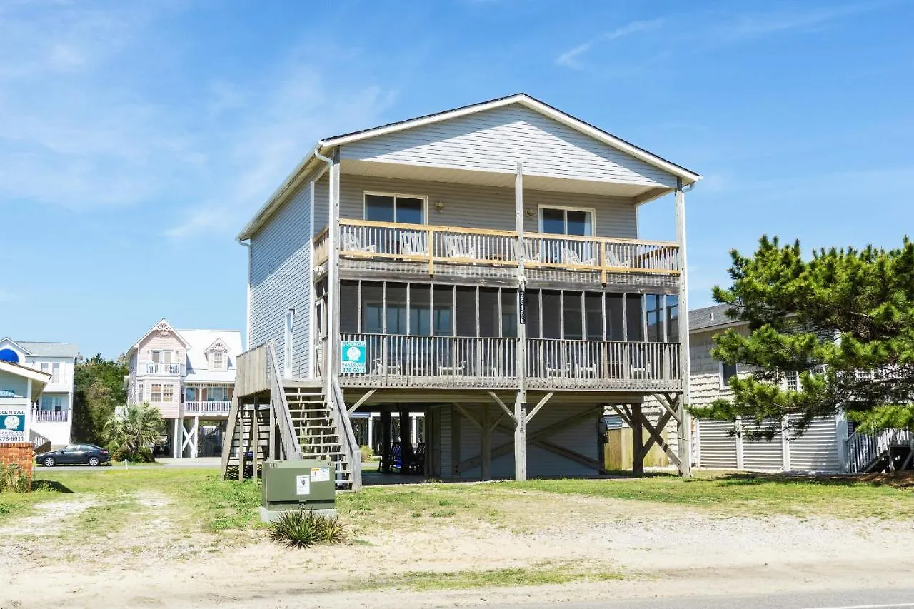 A Music Paradise Too By * Oak Island