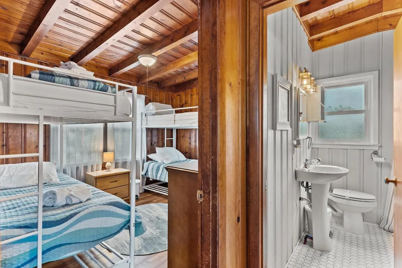 Dock Holiday home