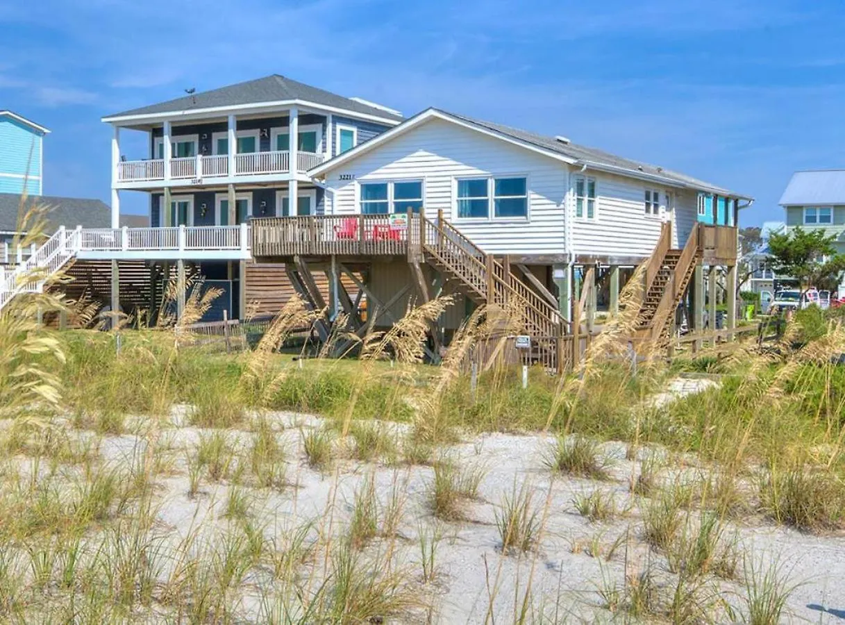 Holiday home The Wave It Is Unit B