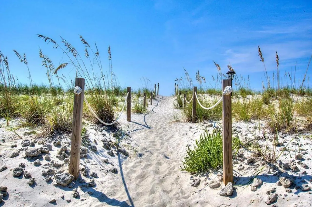 The Wave It Is Unit B * Oak Island