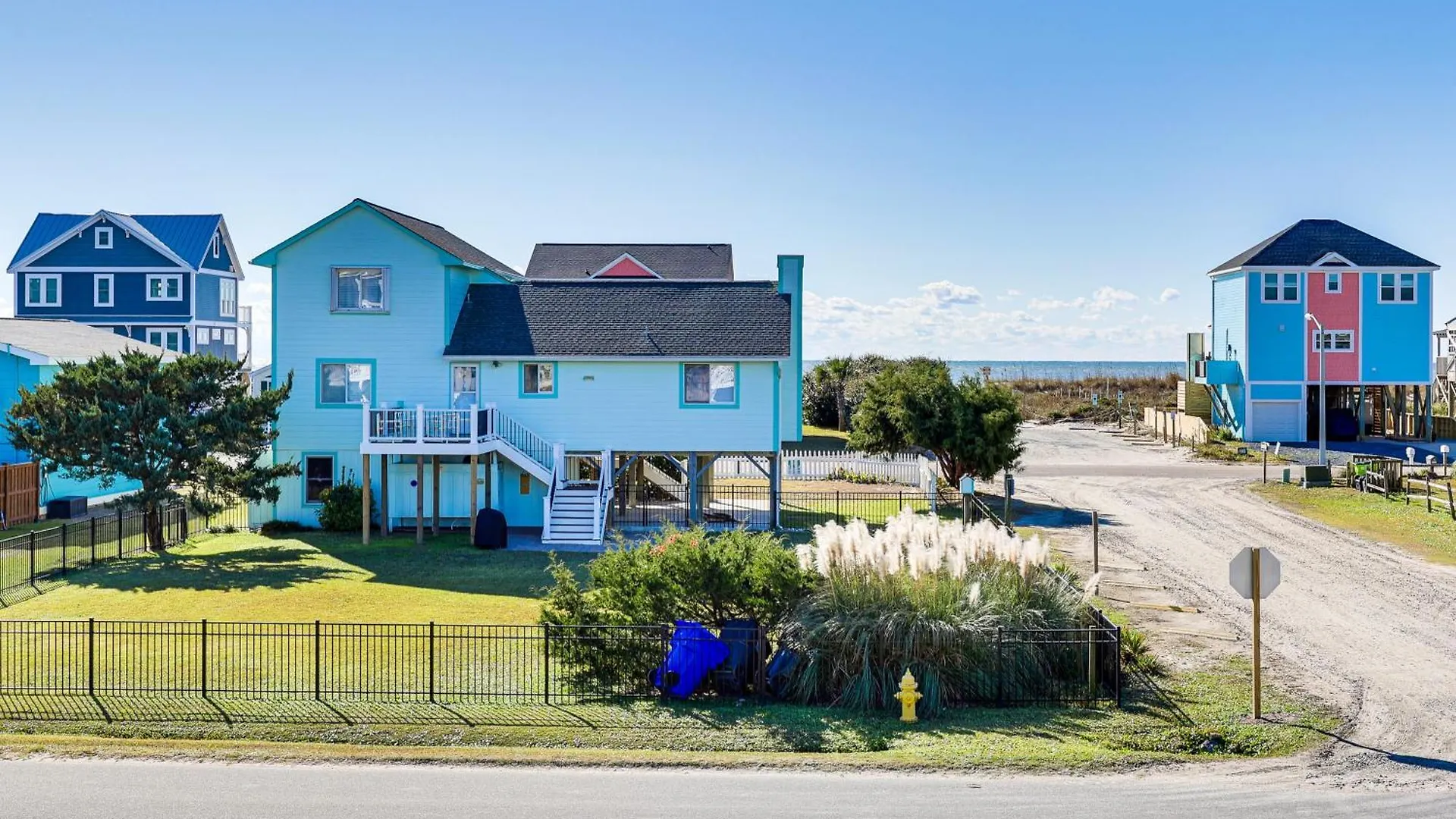 Oceanside Getaway For Families And Pets! Holiday home *