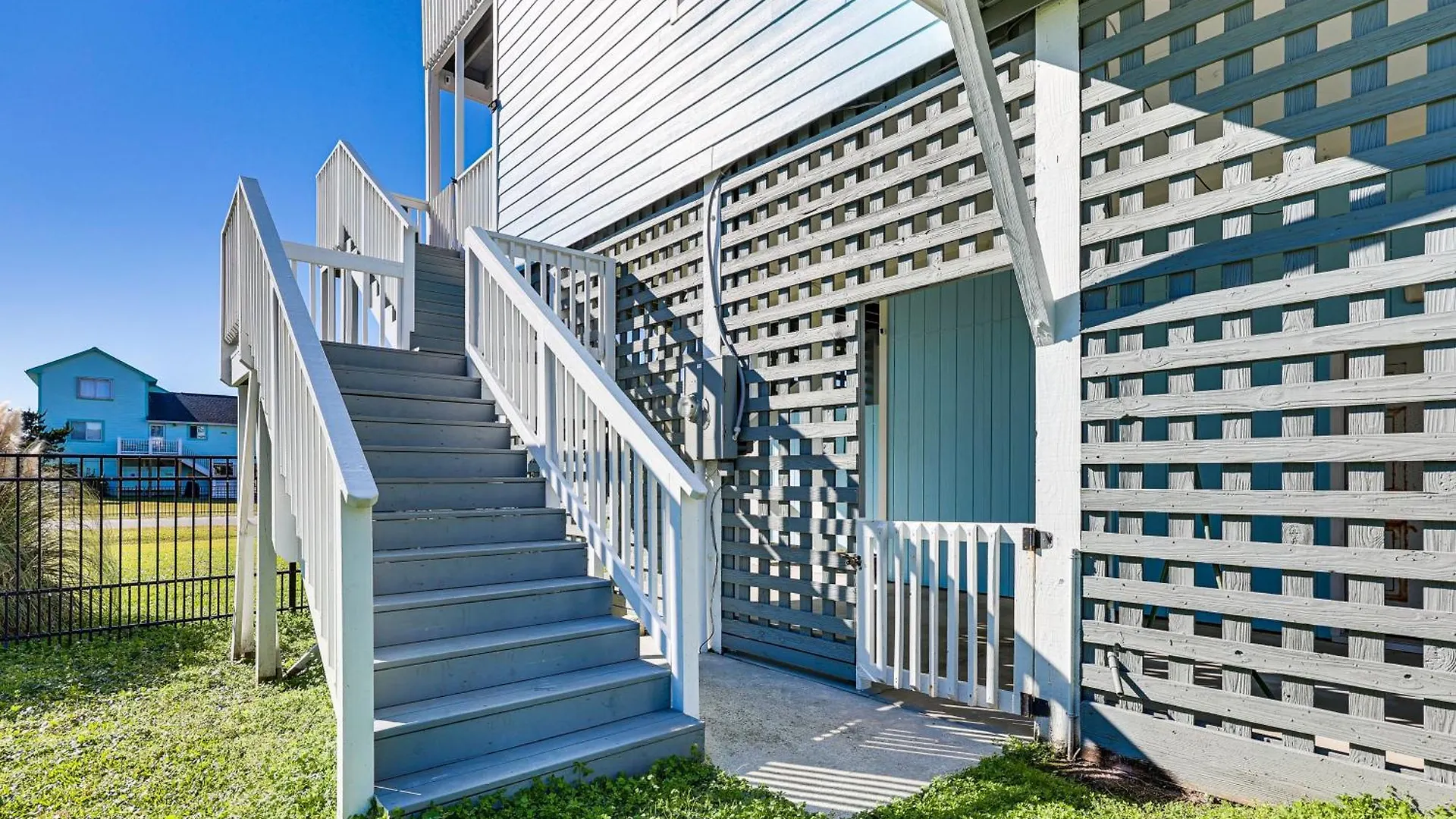 Oceanside Getaway For Families And Pets! Holiday home Oak Island