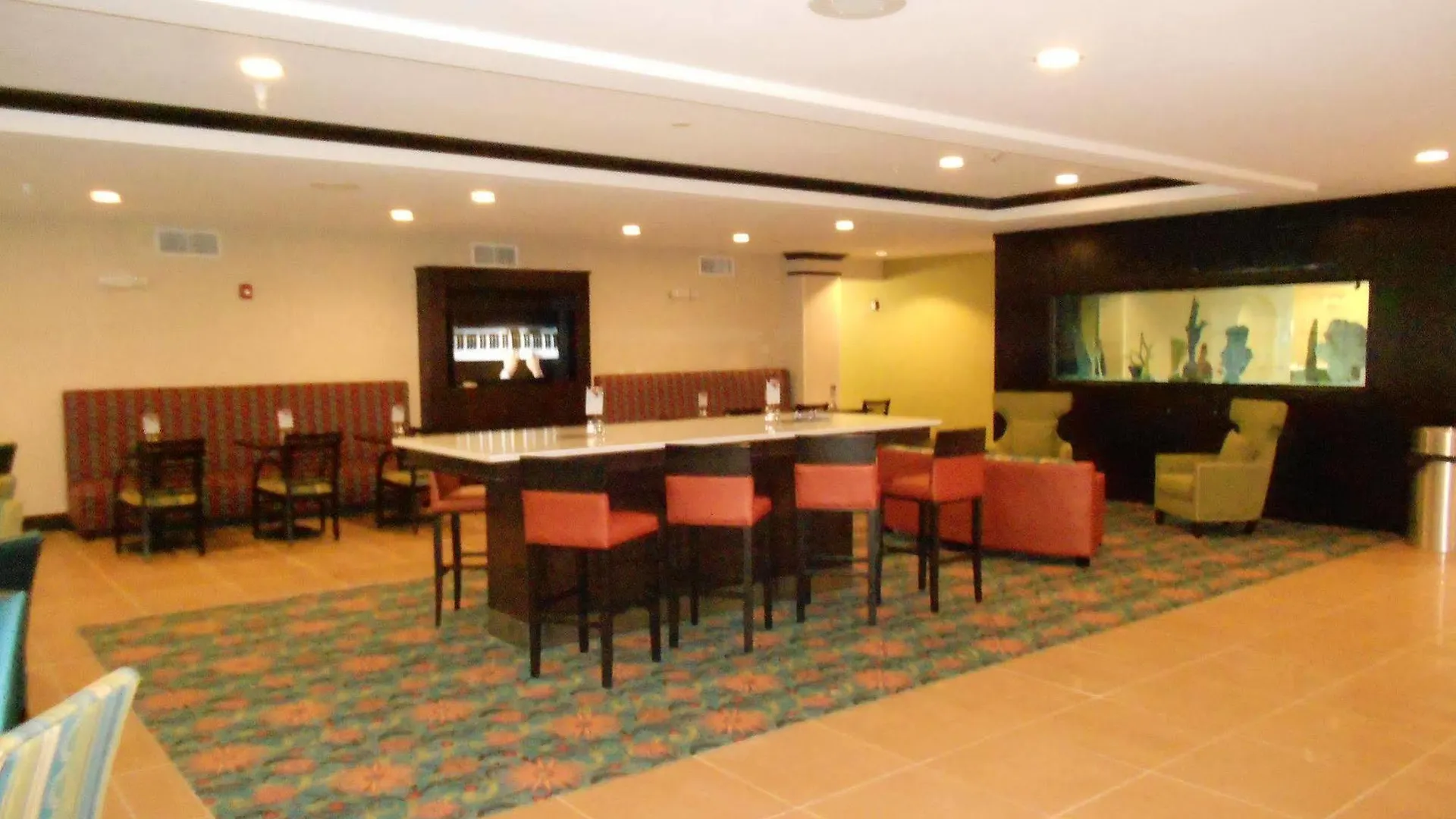Express & Southport - Area By Ihg 2*