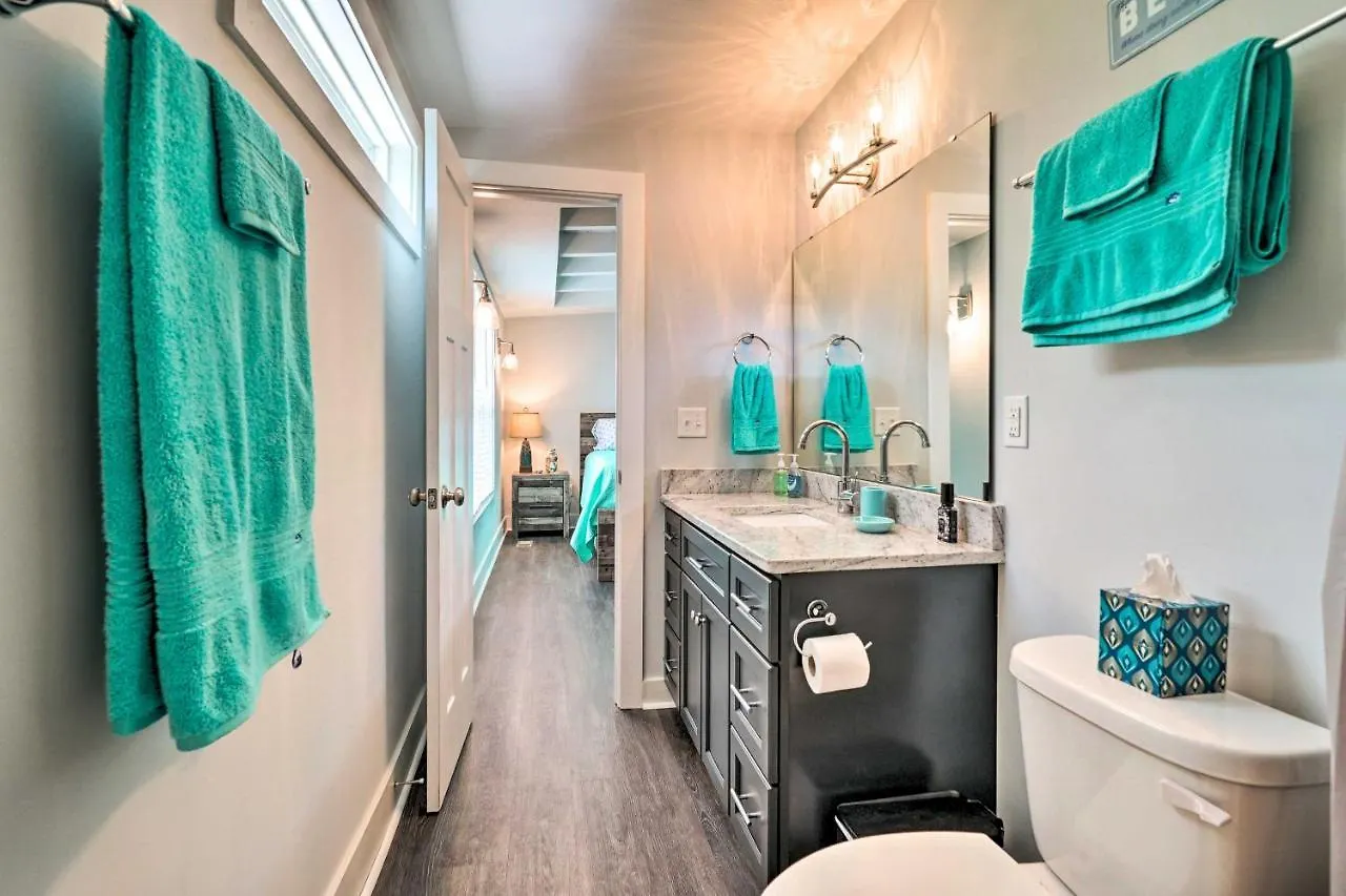 Modern Escape 1 Mile To Long Beach! * Oak Island