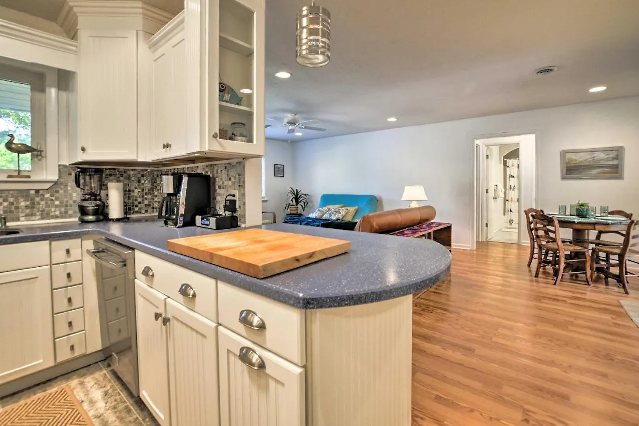 Minutes To Long Beach! Holiday home Oak Island