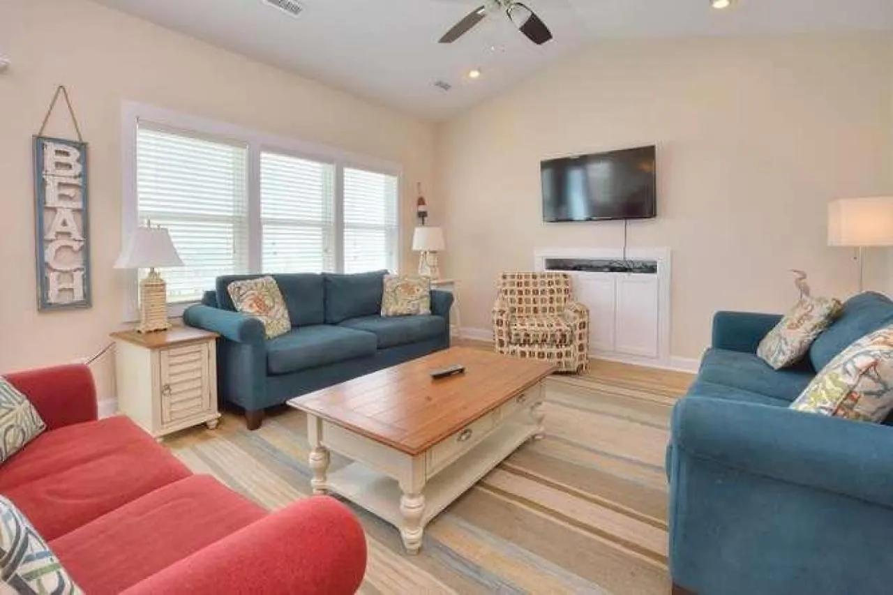 1 Coastal Escape Oak Island