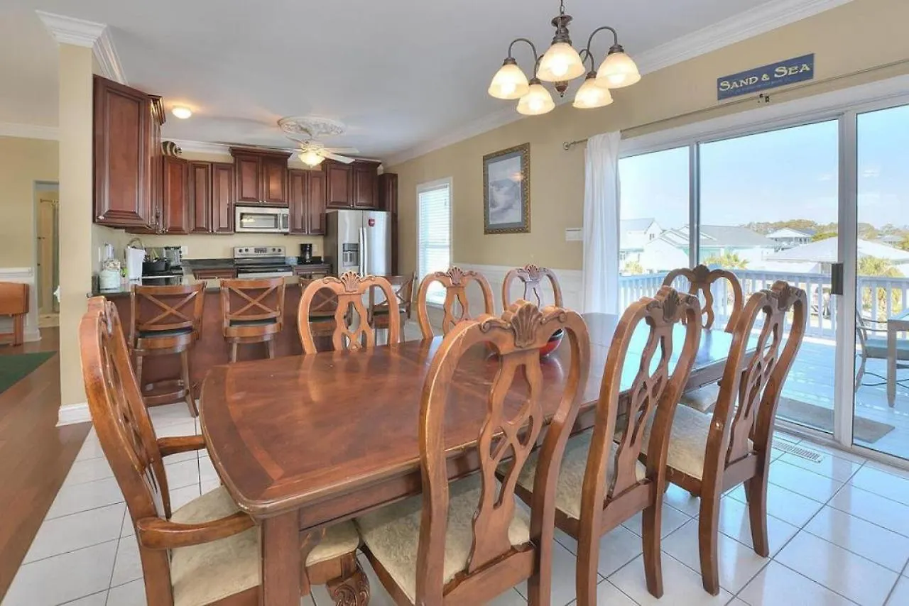 Island Treasure Holiday home