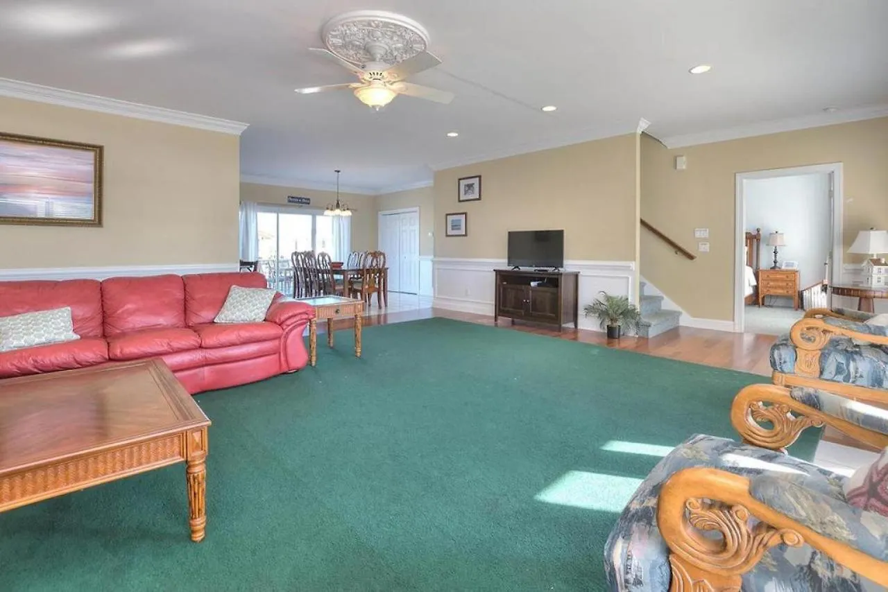 Island Treasure Holiday home Oak Island