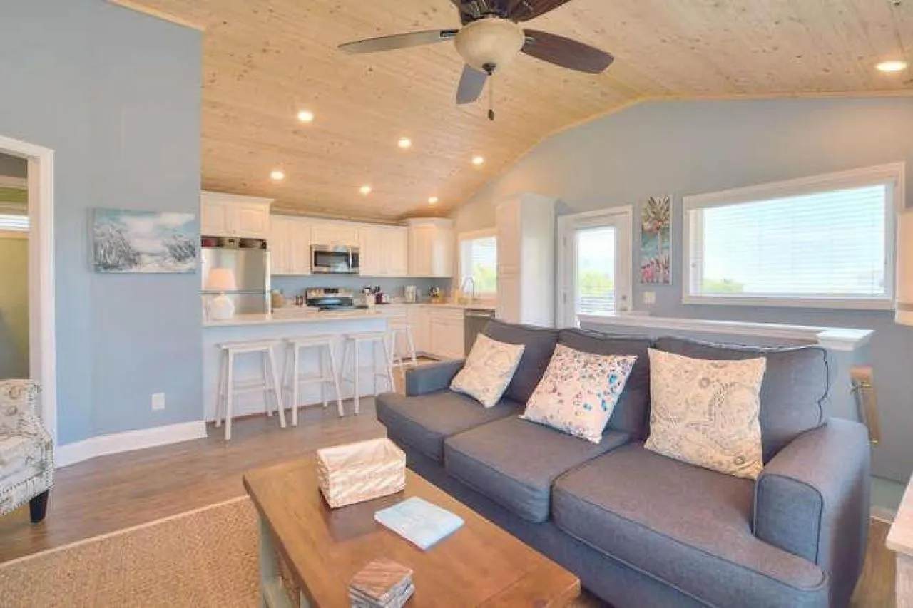 Beach Bungalow Oak Island