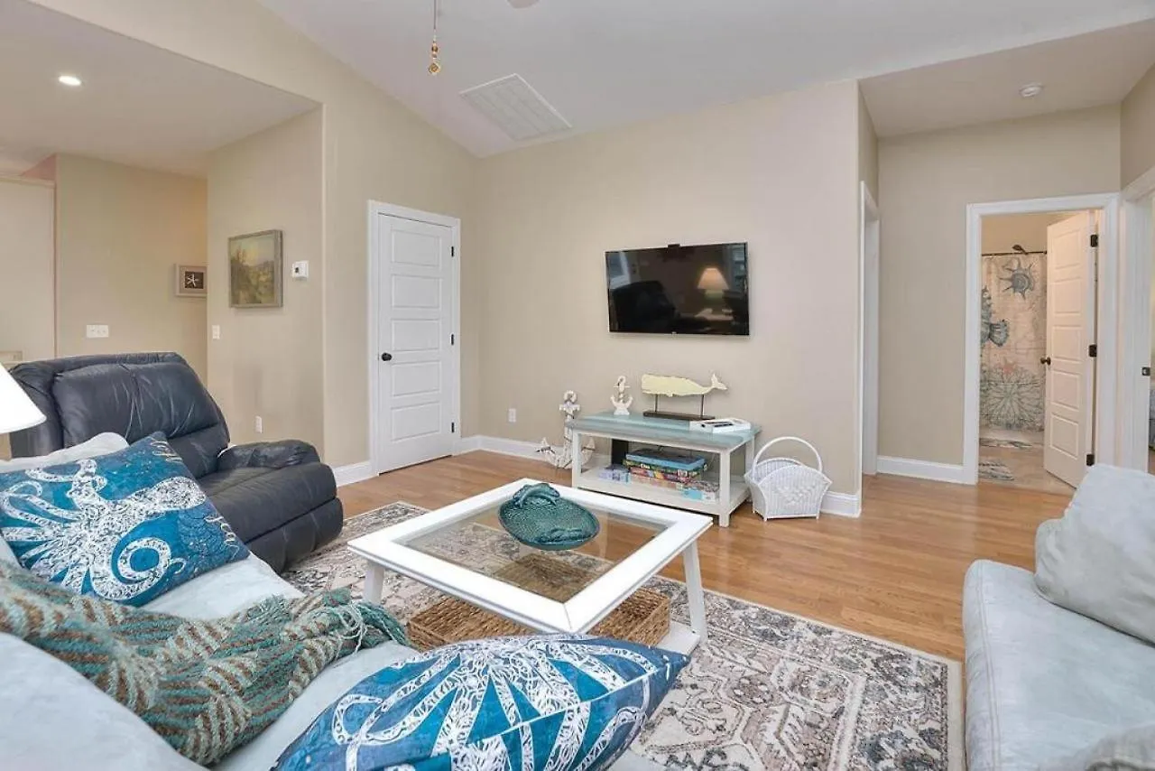 Searenity Awaits Holiday home