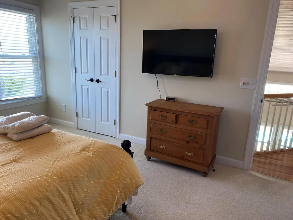 Flying Point Holiday home Oak Island