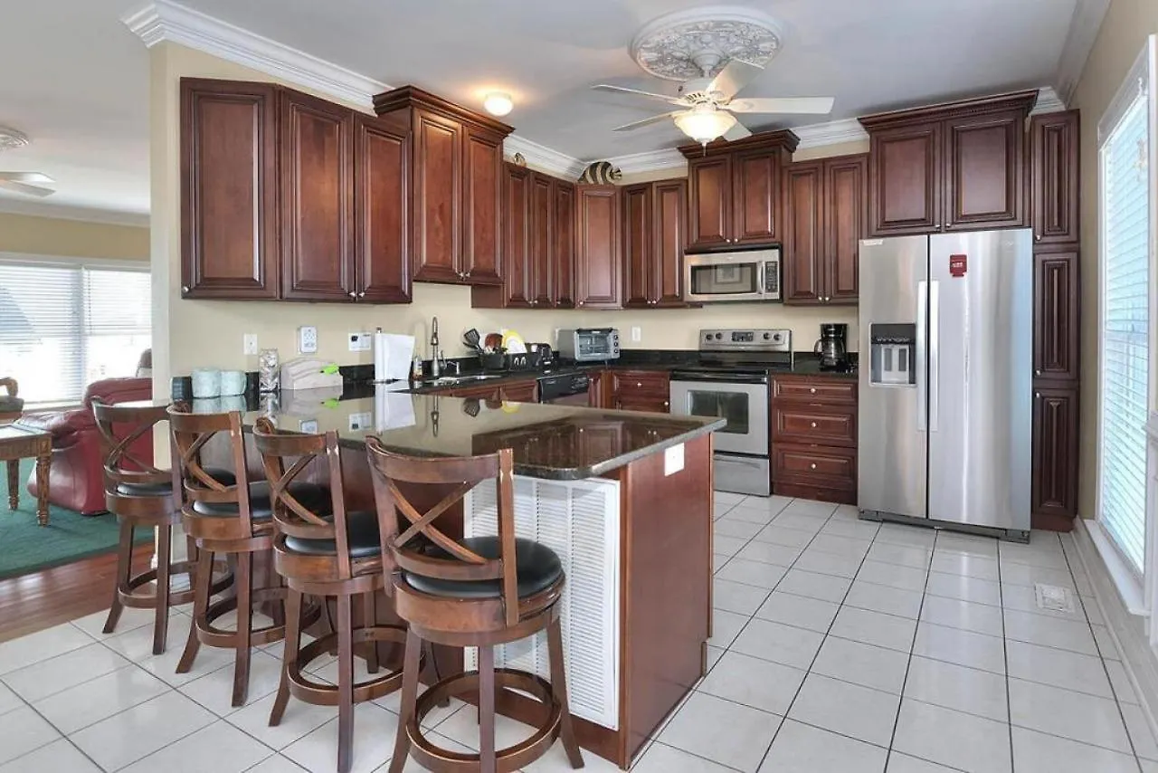 Island Treasure Holiday home Oak Island