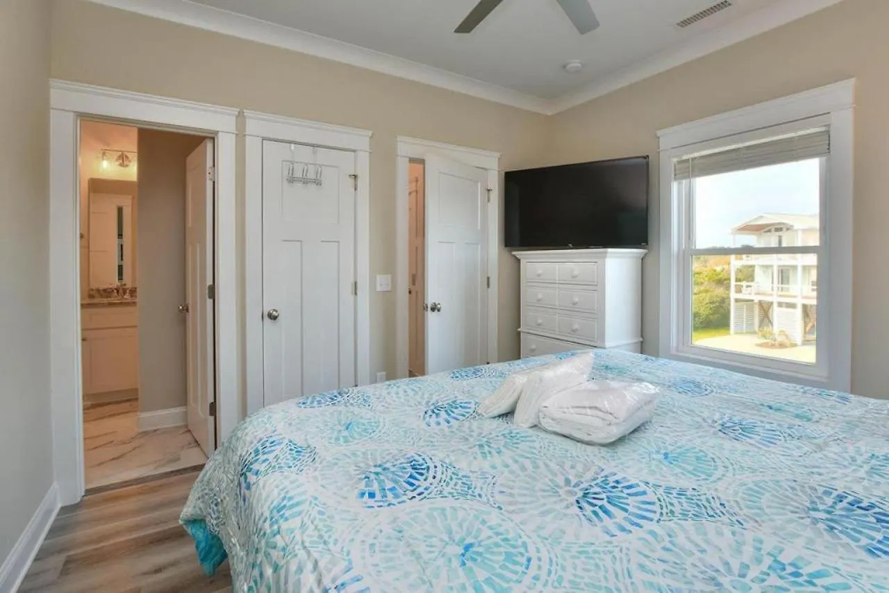 Sensational Oak Island