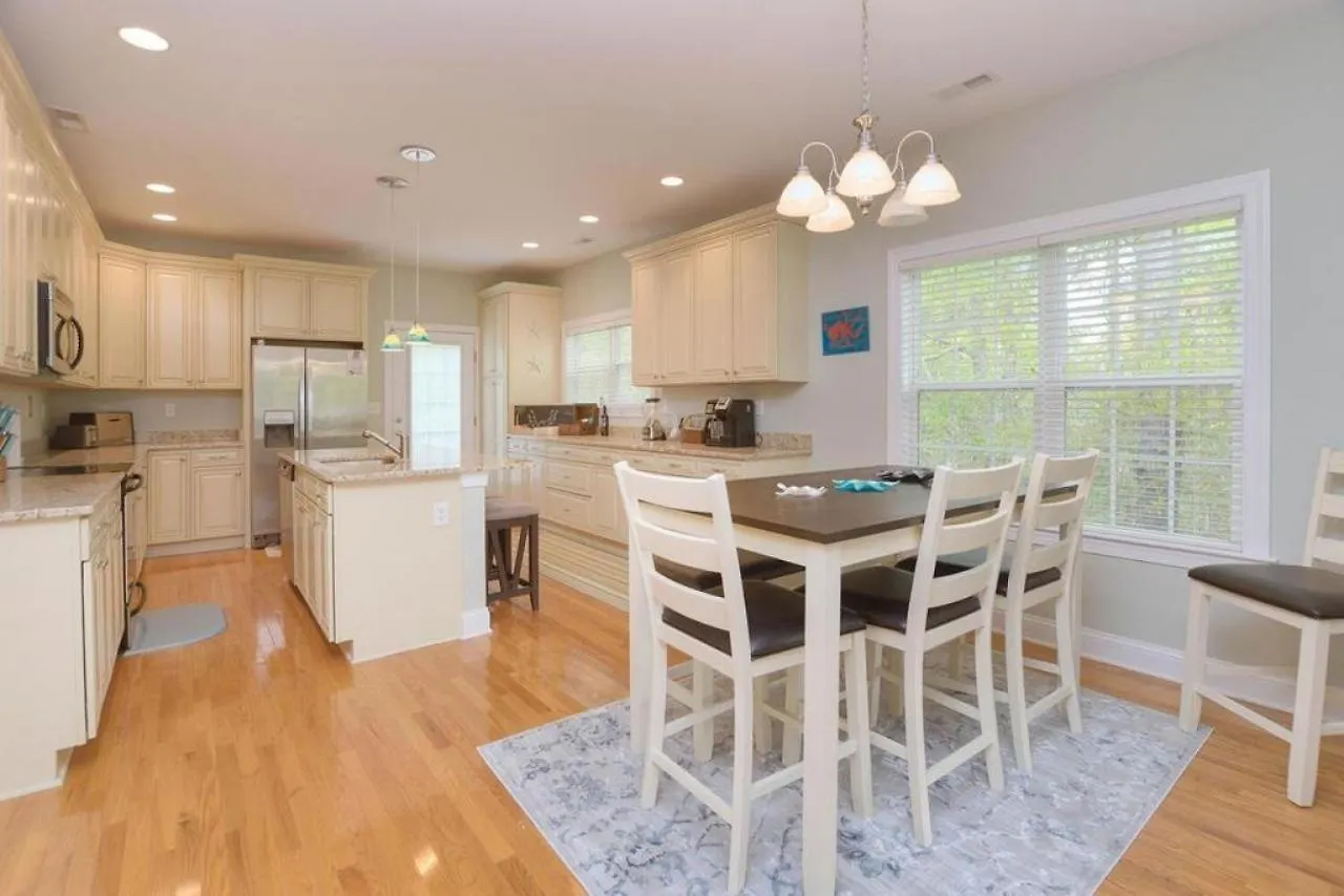 7 Happy Clams Holiday home Oak Island