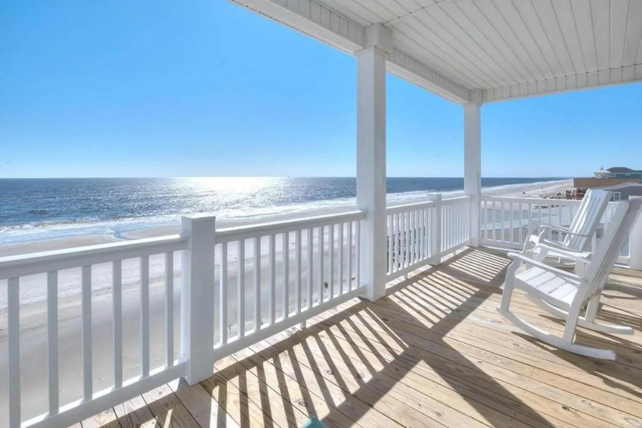 Dory Holiday home Oak Island