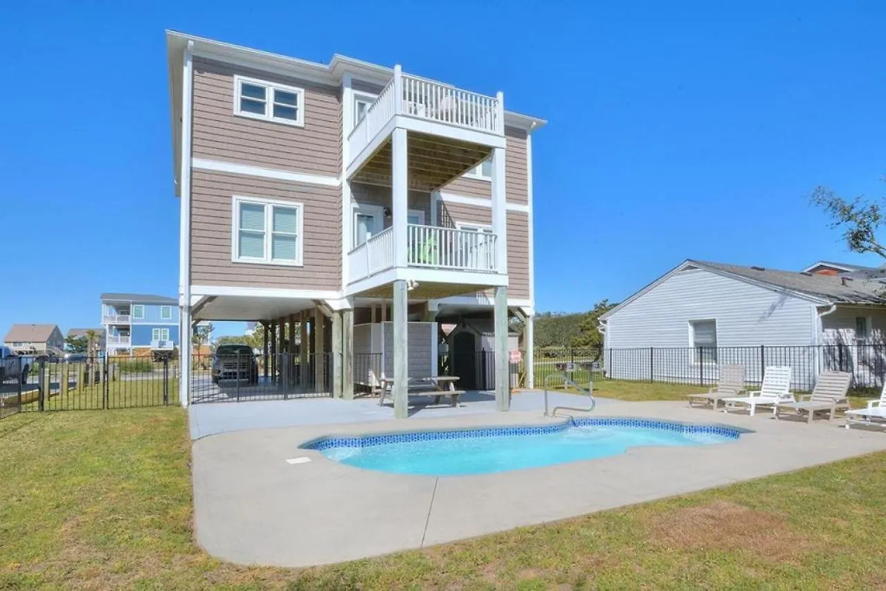 C-side Place * Oak Island