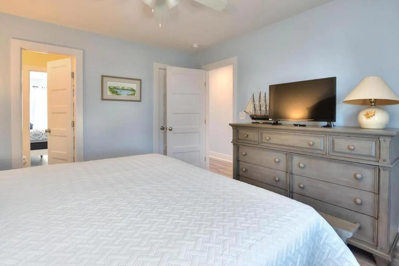 Holiday home Blue Lobster Oak Island