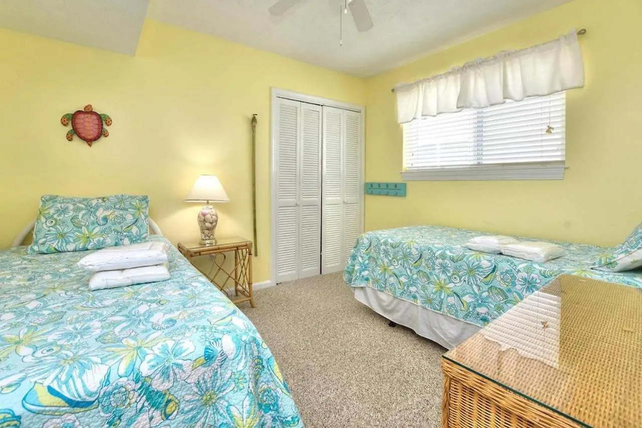 Holiday home 308 Sandy Groves Oak Island