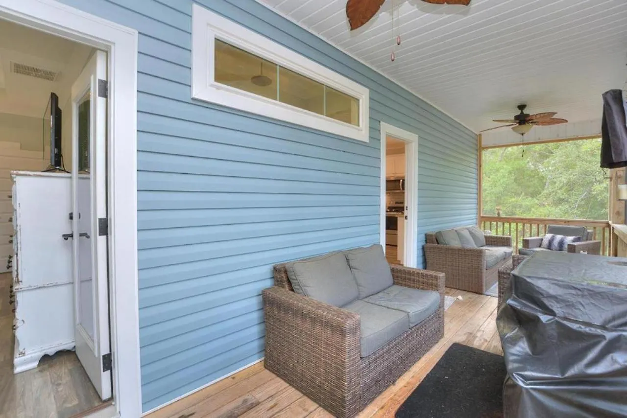 Captain Morgan's Cove Holiday home Oak Island