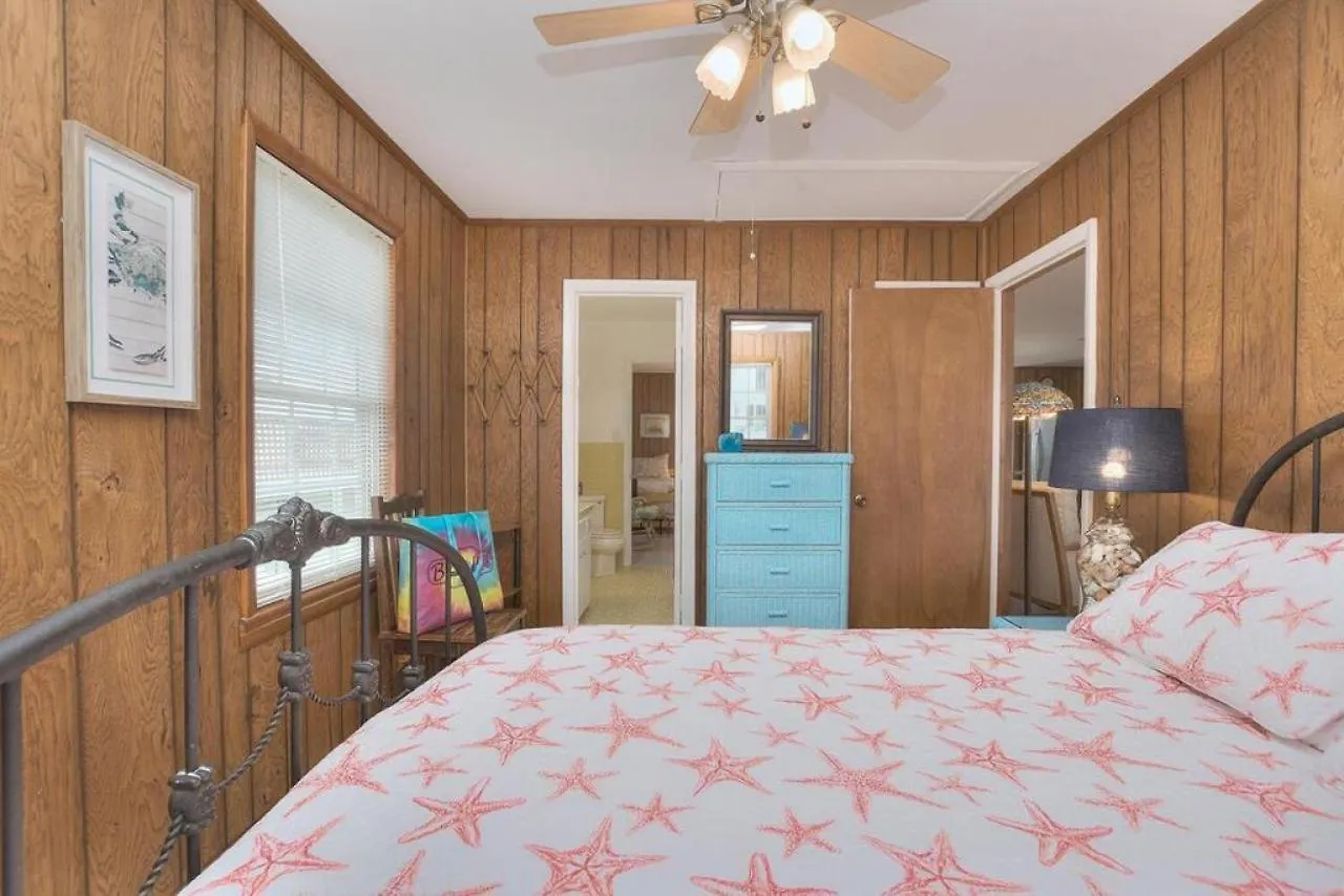 Pastime Holiday home Oak Island