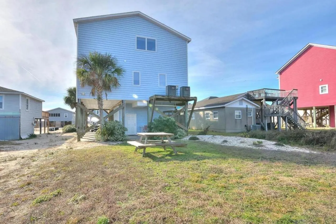 At Last Holiday home Oak Island