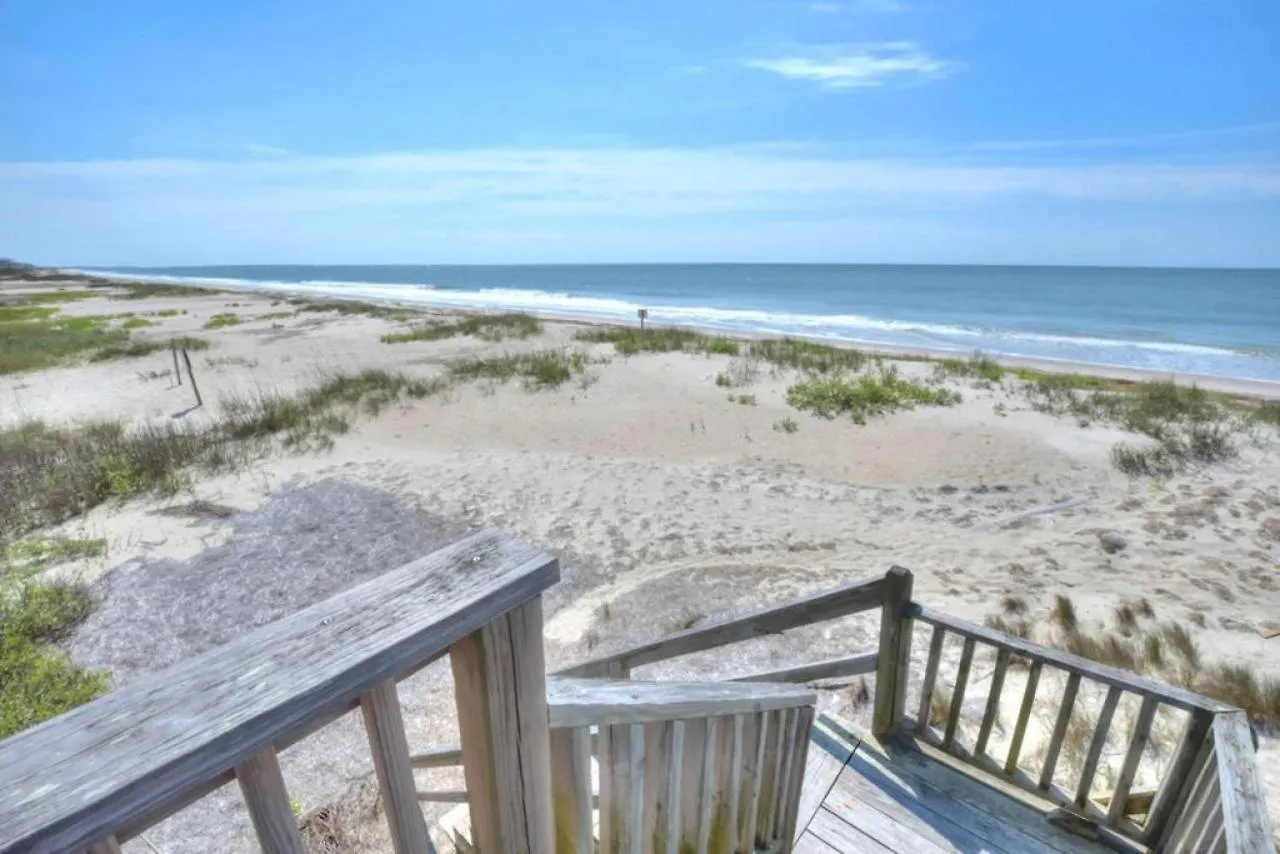 A Lazy Daze * Oak Island