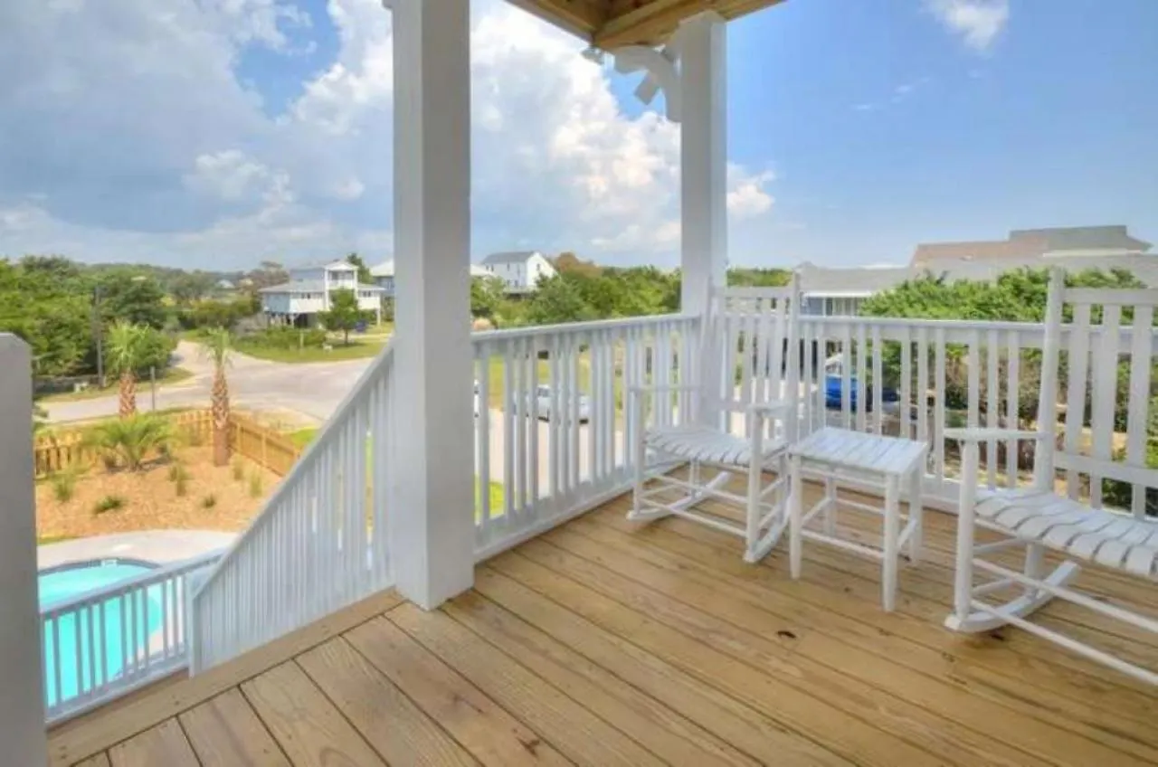 A Perfect Get-a-way Oak Island