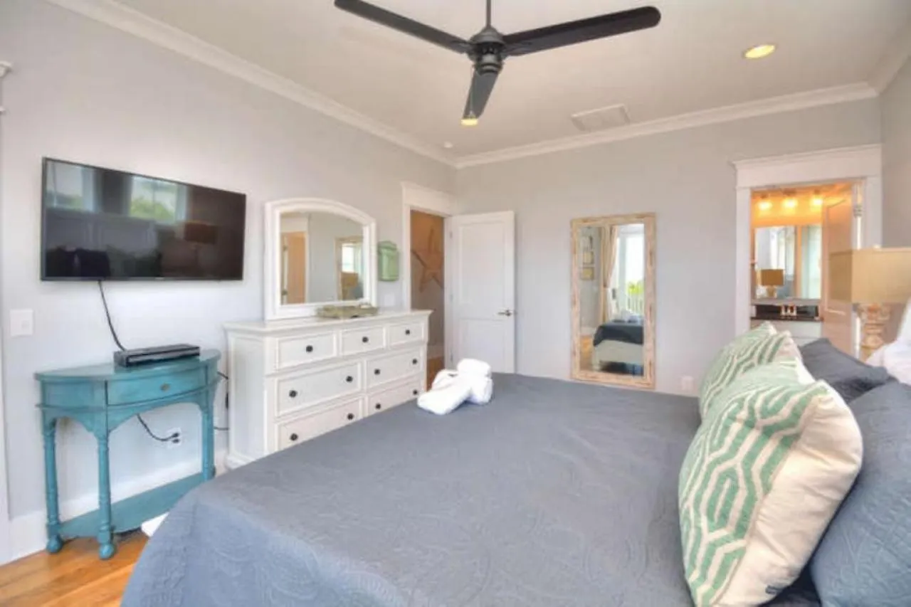 A Perfect Get-a-way * Oak Island