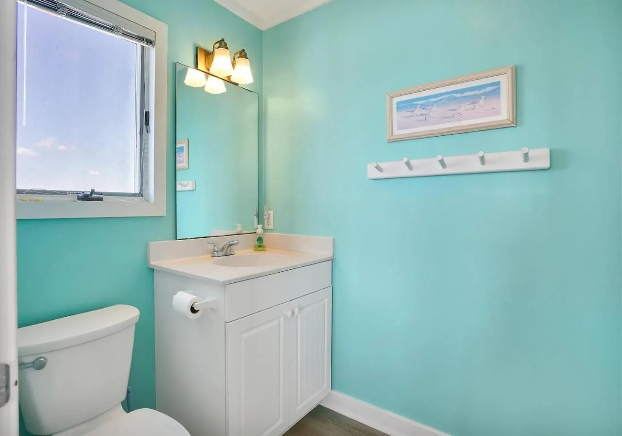 Charlie's Place * Oak Island