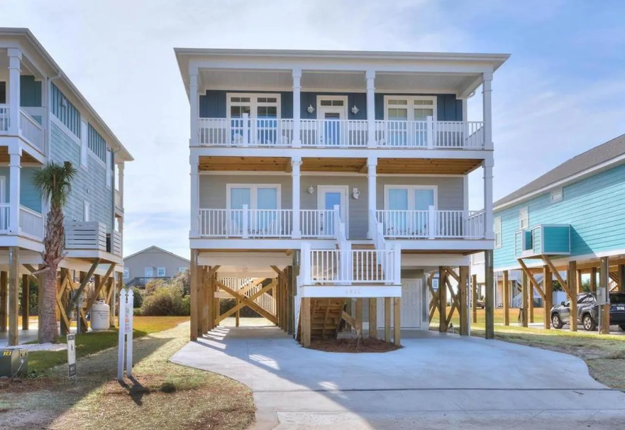 Holiday home Seas The Day Oak Island