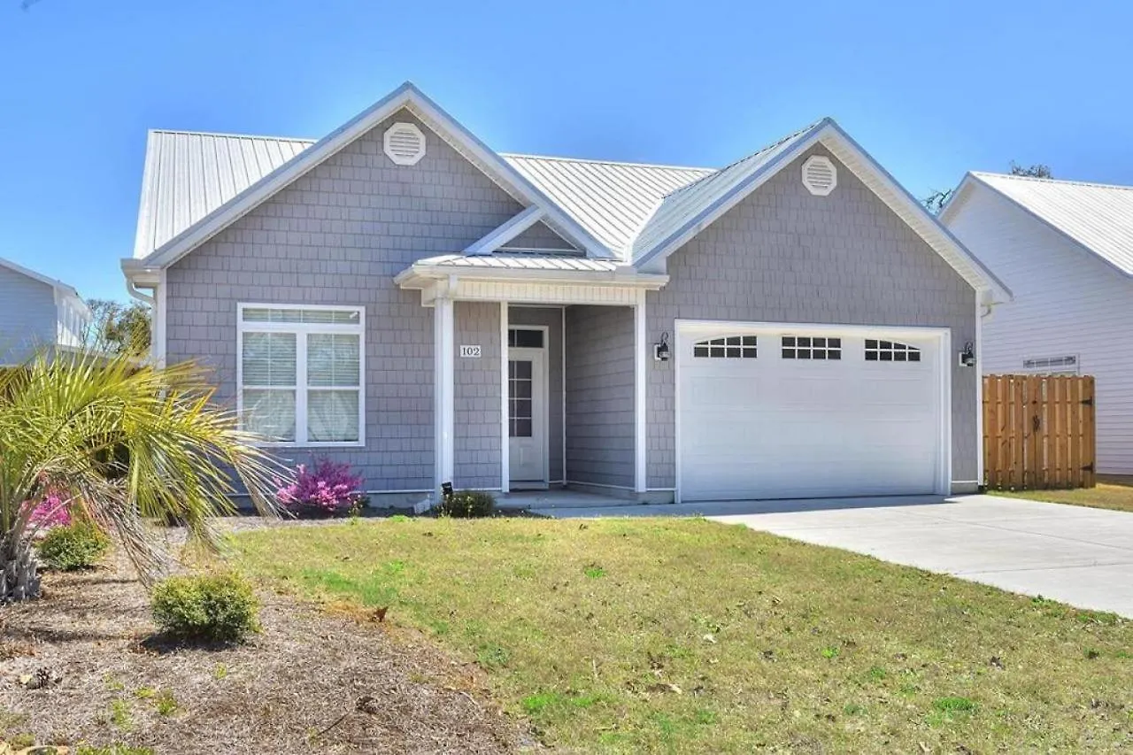Holiday home Grateful Oak Island