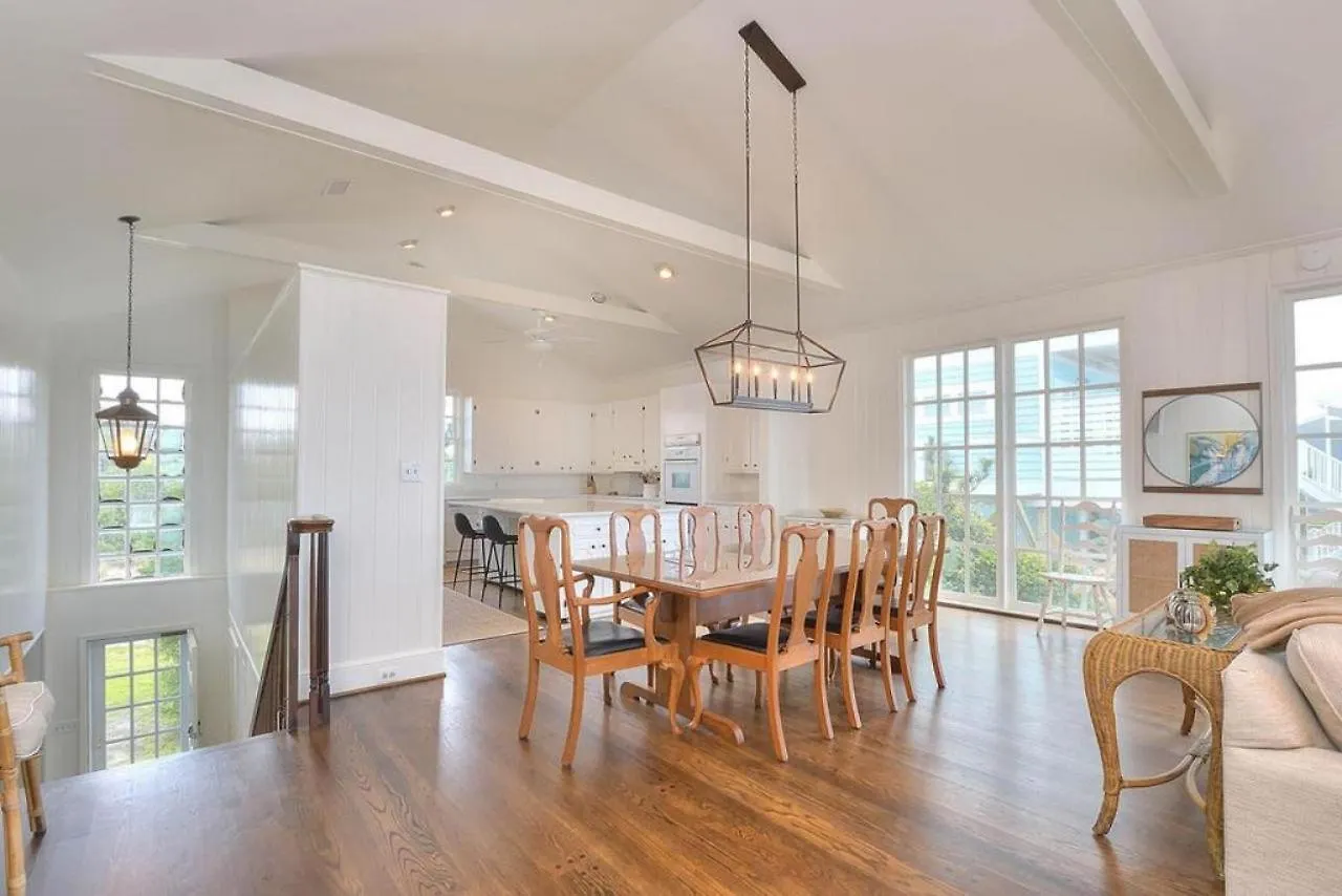 4819 W Drive
