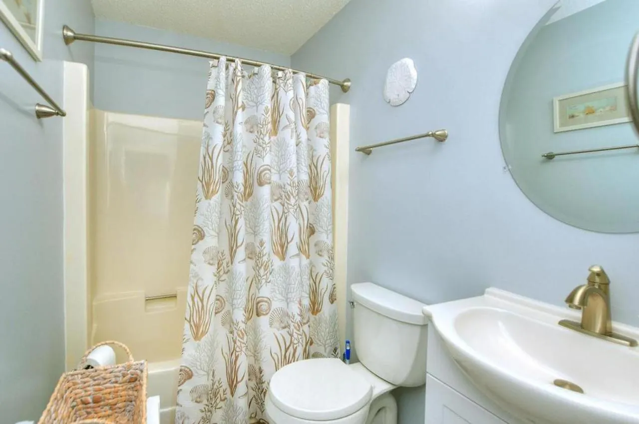 1210 Oak Island