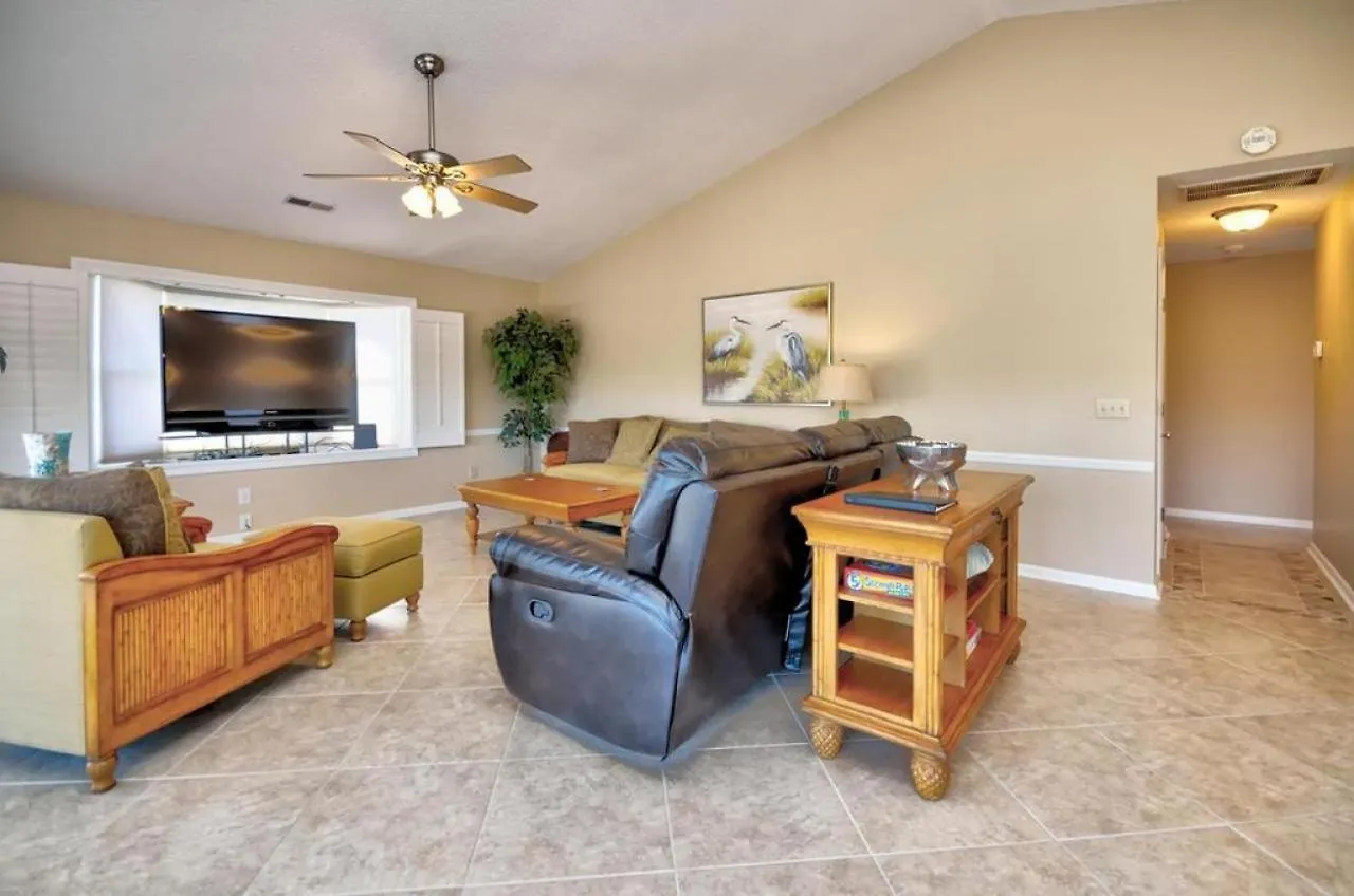 108 W Yacht Drive * Oak Island