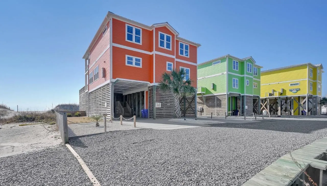6807 East Drive-the Orange House Holiday home *