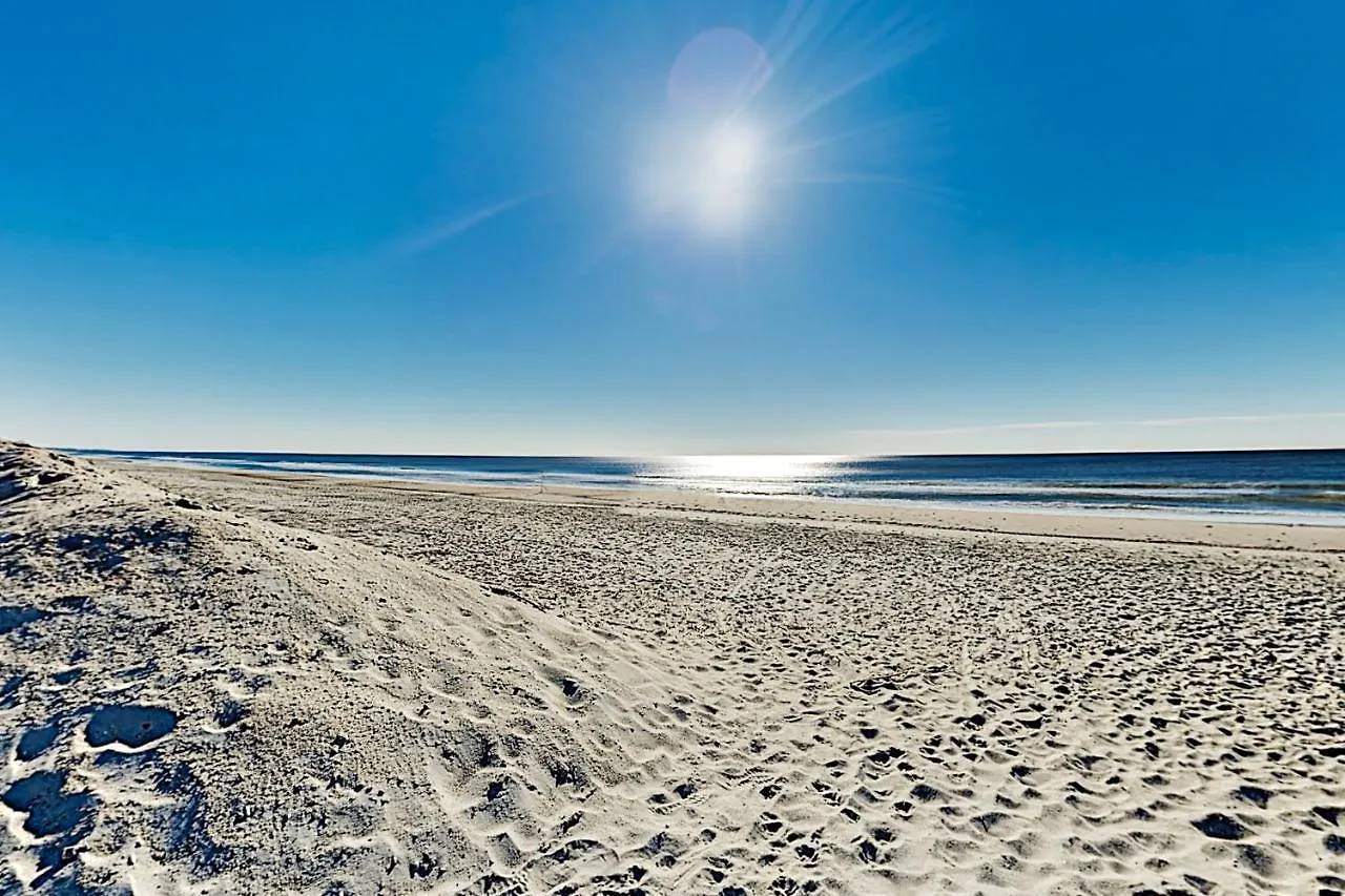 Beachside Oak Island