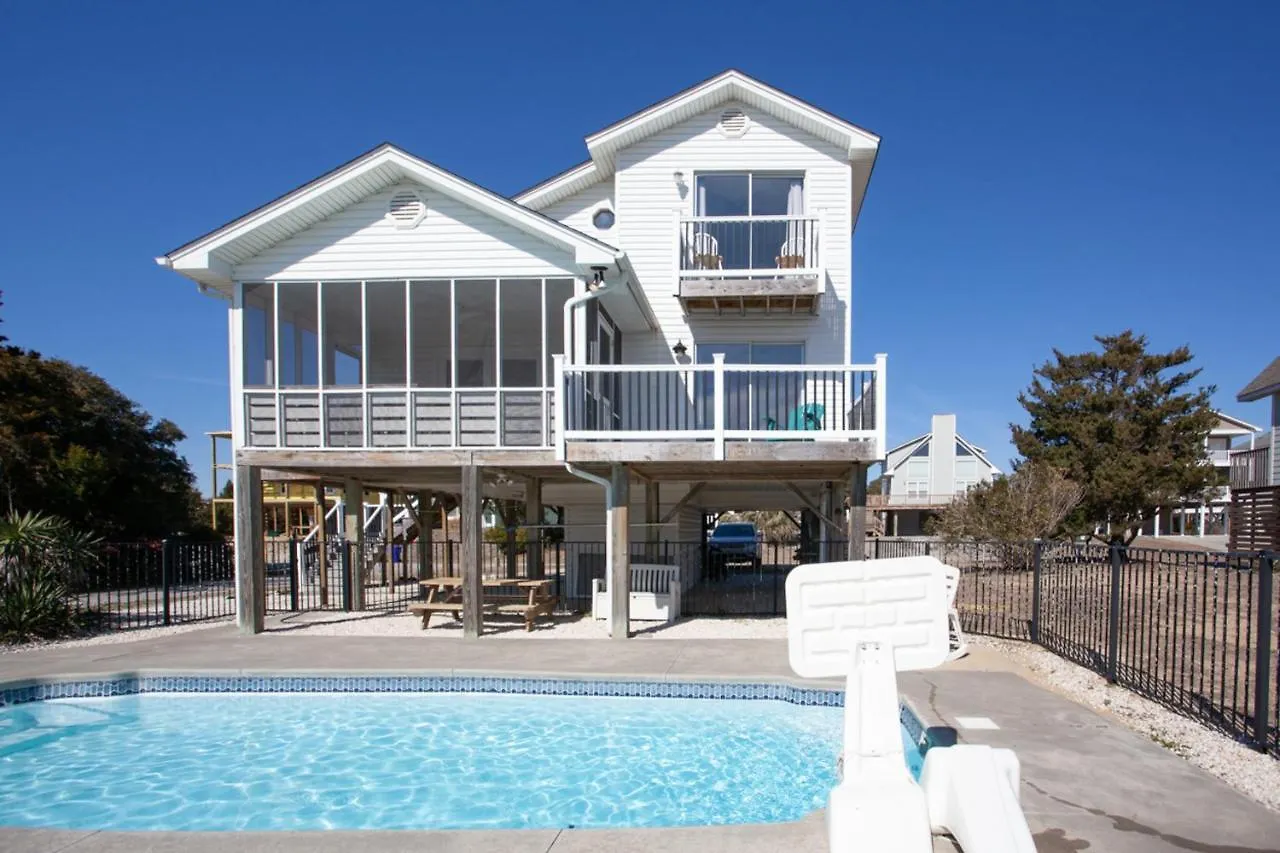 Our Peace Of Heaven * Oak Island