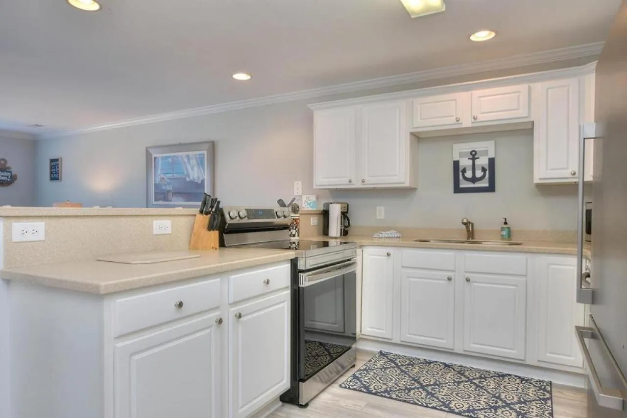 Ocean Walk 6204-anchors Away Oak Island