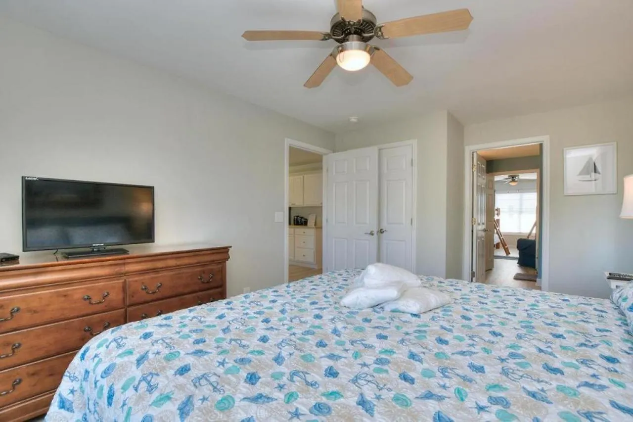 Ocean Walk 6204-anchors Away * Oak Island