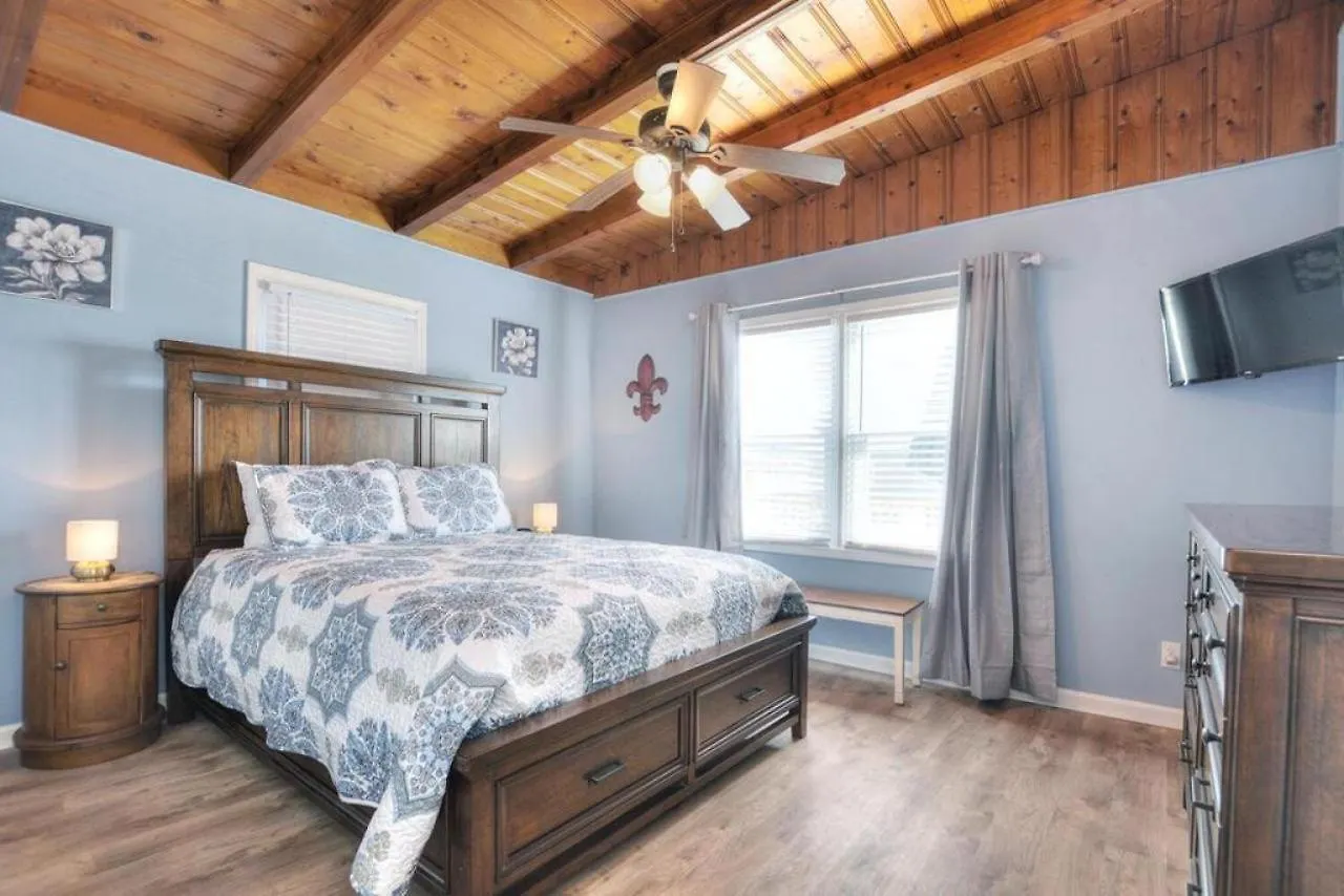 Yat Da Beach-complete * Oak Island