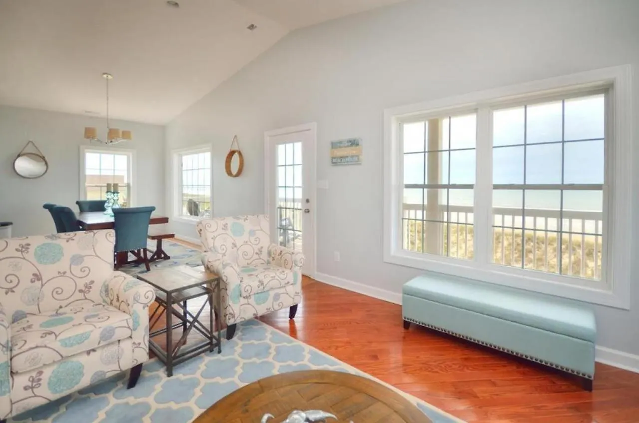 Holiday home Pirate's View Oak Island